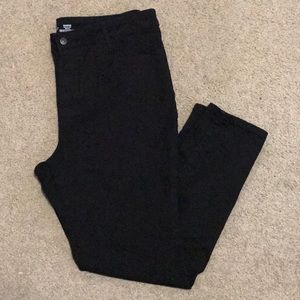 Old Navy High Rise Super Skinny Black Pants